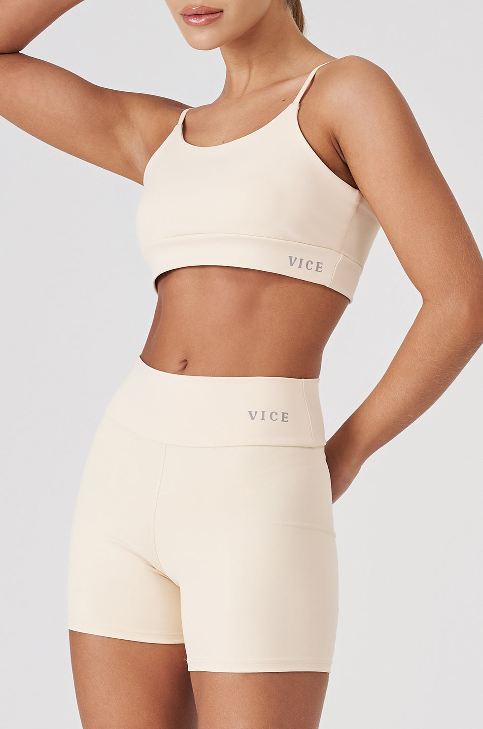Conjunto Top e Shorts Vice Poliamida Elastic - Off-White
